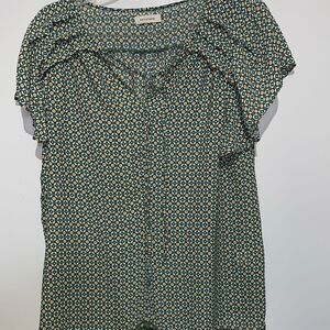 Max Studio Women's Green Yellow Geometric Chiffon Tie Neck Blouse Top Size Large